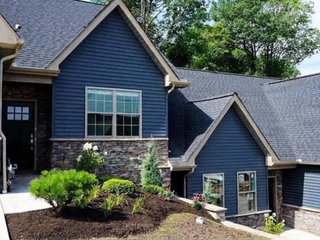 4 bedroom, Coraopolis PA 15108 105990016
