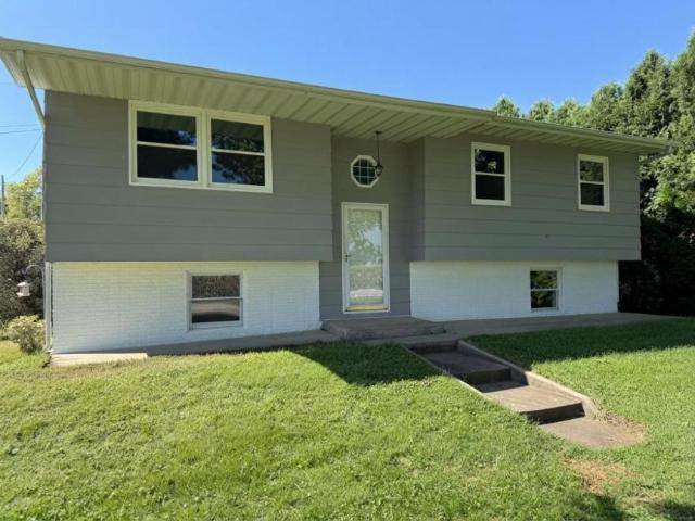 4 bedroom, Cordova IL 61242 105735727
