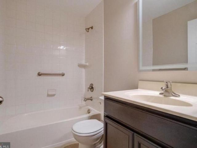 4 bedroom, Catonsville MD 21228 105845940