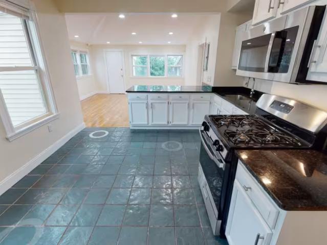 4 bedroom, Cambridge MA 02140 LS91756338