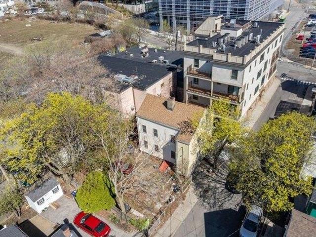 4 bedroom, Cambridge MA 02141 105533168