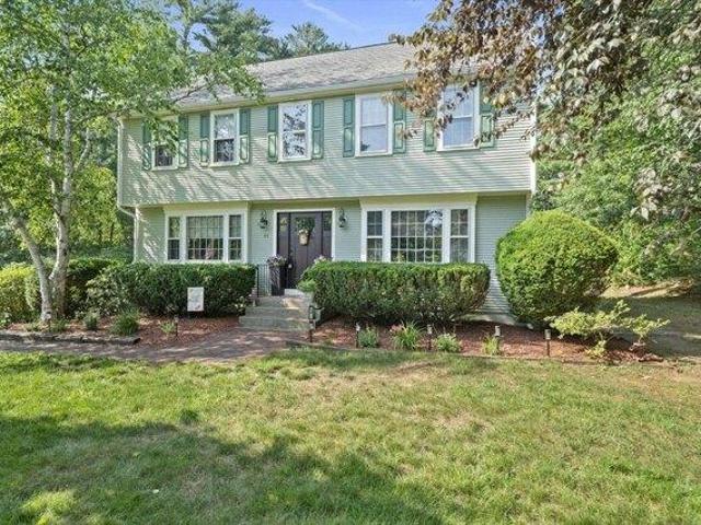 4 bedroom, Carver MA 02330 105560886