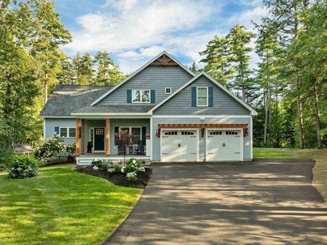 4 bedroom, Center Harbor NH 03226 105609381