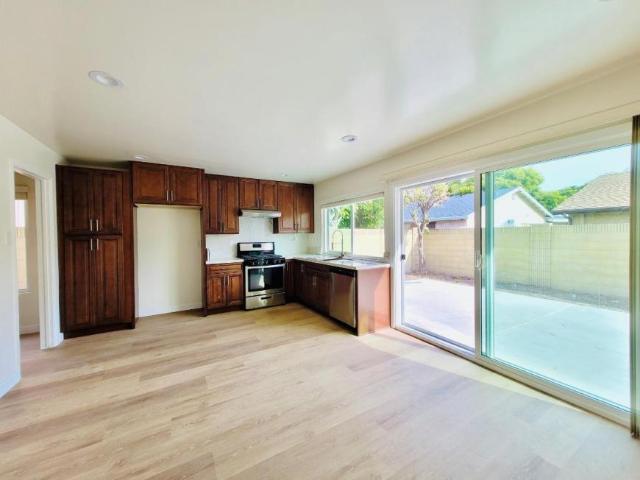 4 bedroom, Cerritos CA 90703 105086469