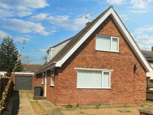 4 Bedroom Chalet For Sale In Fakenham, Norfolk