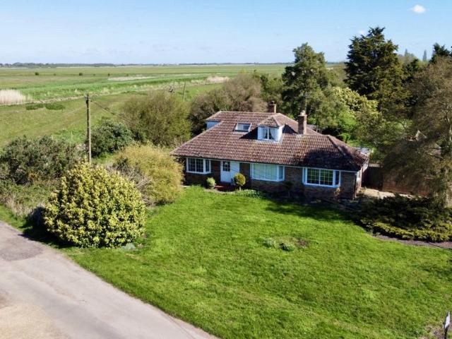4 bedroom chalet for sale