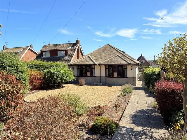 4 bedroom chalet for sale