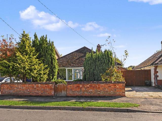 4 bedroom chalet for sale