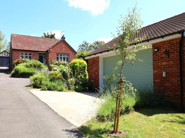 4 bedroom chalet for sale
