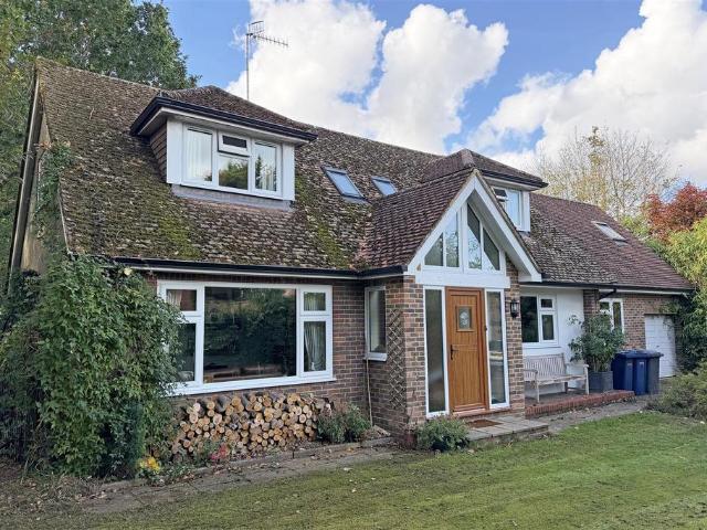 4 bedroom chalet for sale