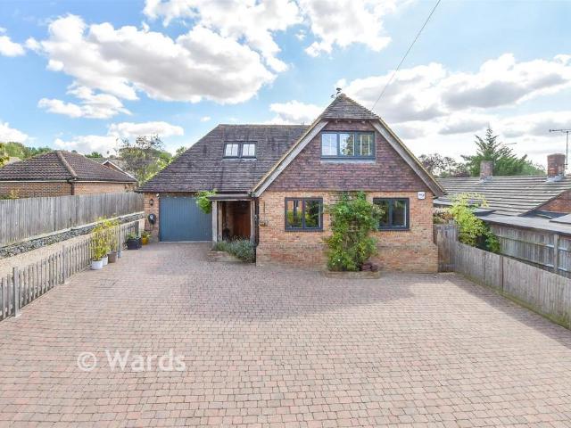 4 bedroom chalet for sale