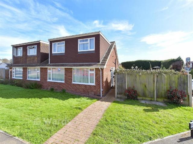4 bedroom chalet for sale