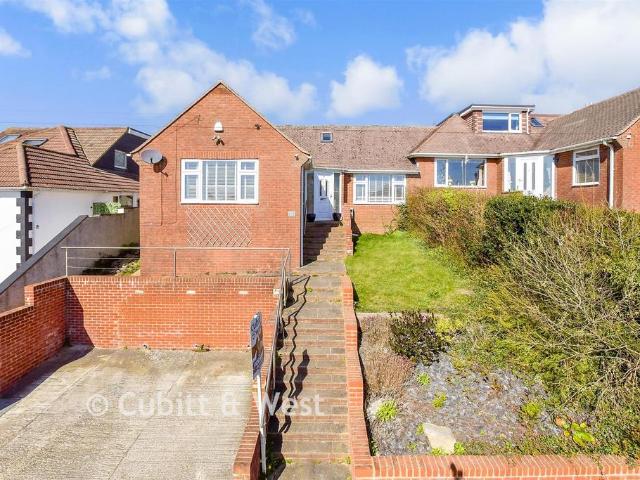 4 bedroom chalet for sale