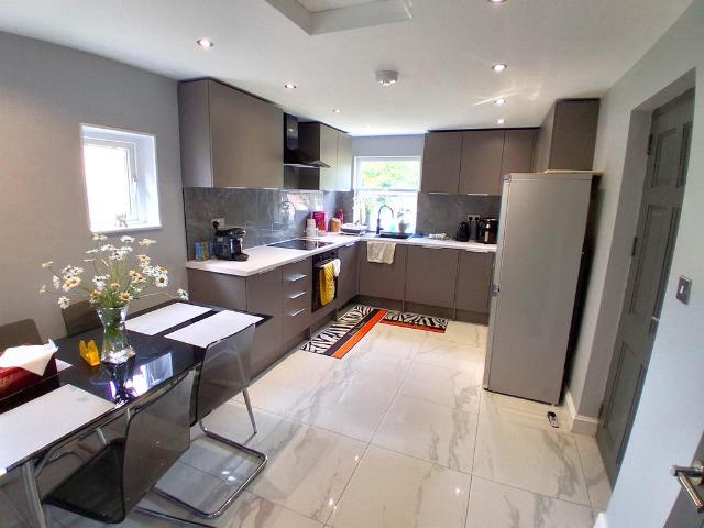 4 bedroom chalet for sale