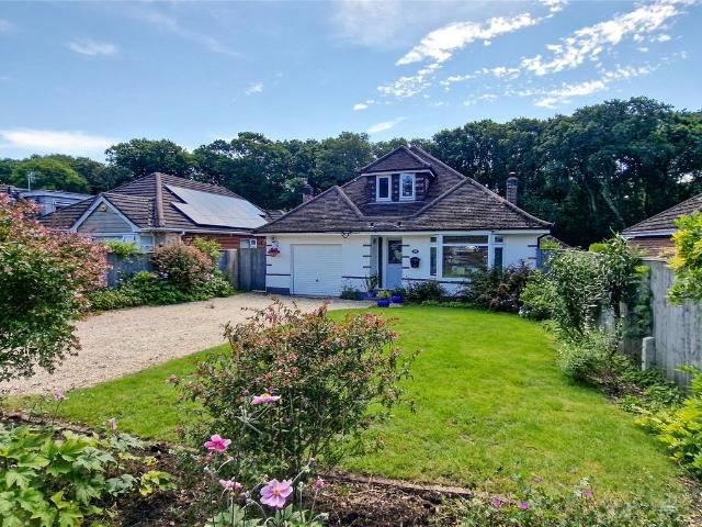 4 bedroom chalet for sale