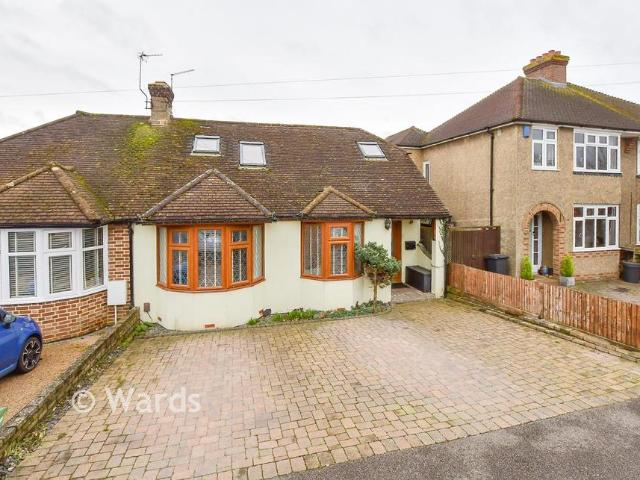 4 bedroom chalet for sale