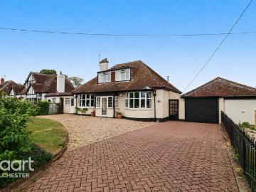 4 bedroom chalet for sale
