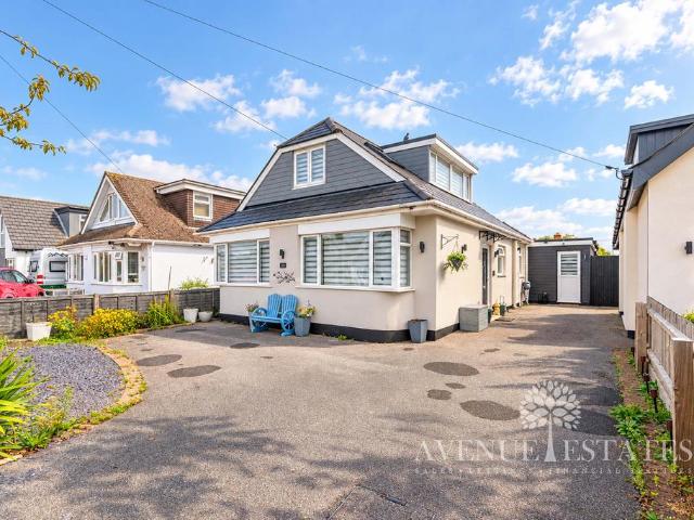 4 bedroom chalet for sale