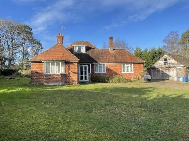 4 Bedroom Chalet House