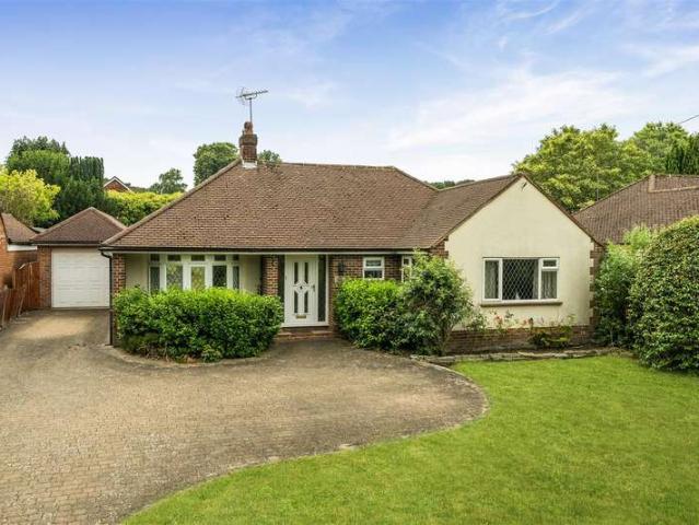 4 Bedroom Chalet House