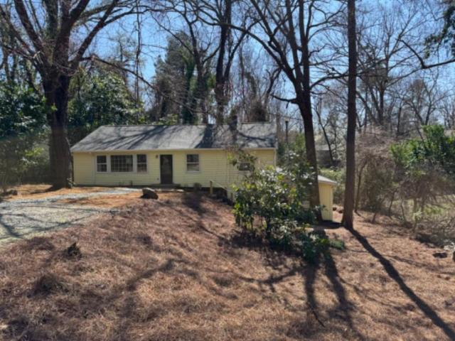 4 bedroom, Chapel Hill NC 27516 105409800