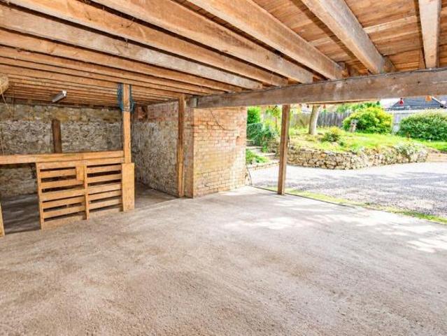 4 bedroom character property for sale in Bearsted, MAIDSTONE, ME14 4PG, ME14
