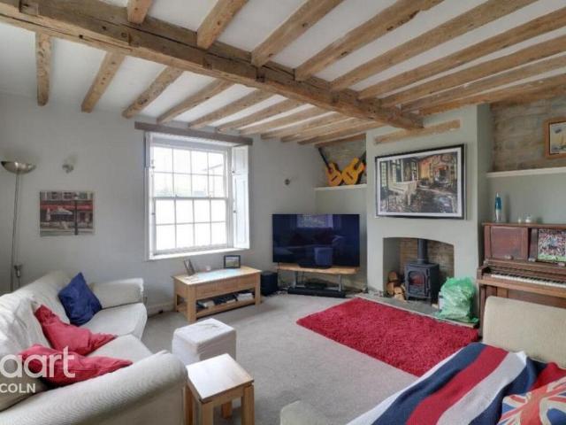4 bedroom character property to rent