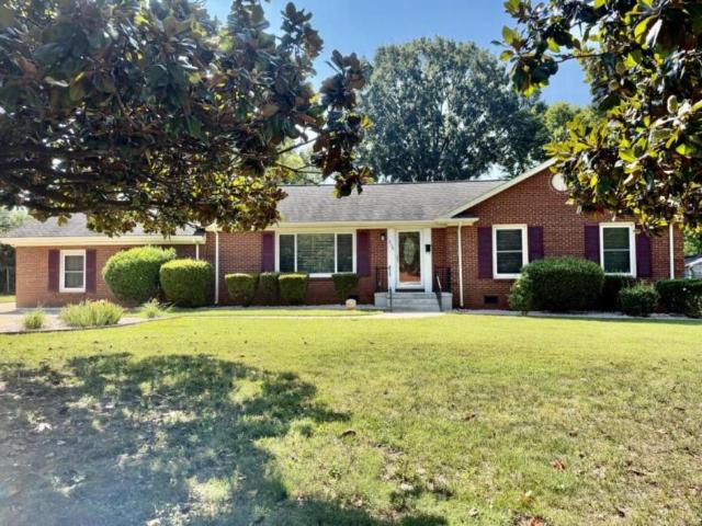 4 bedroom, Charlotte NC 28216 105336950