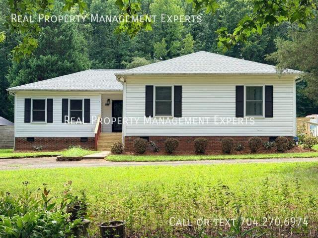 4 bedroom, Charlotte NC 28269 104820099