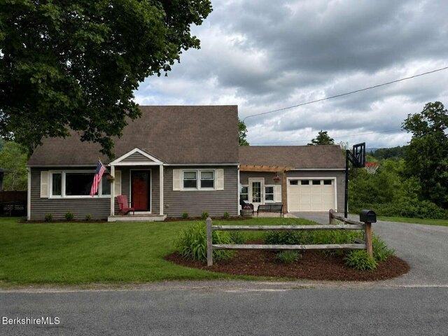 4 bedroom, Cheshire MA 01225 105416475
