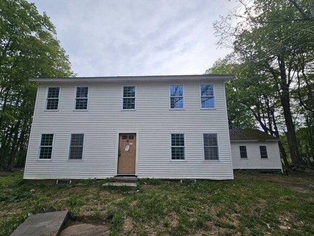 4 bedroom, Chester MA 01011 105340870