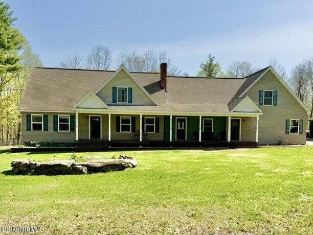 4 bedroom, Chester MA 01011 105384301