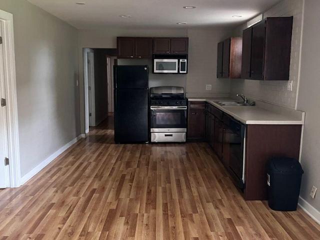 4 bedroom, Chicago IL 60607 103572581