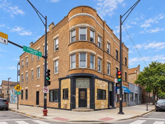 4 bedroom, Chicago IL 60608 105624027