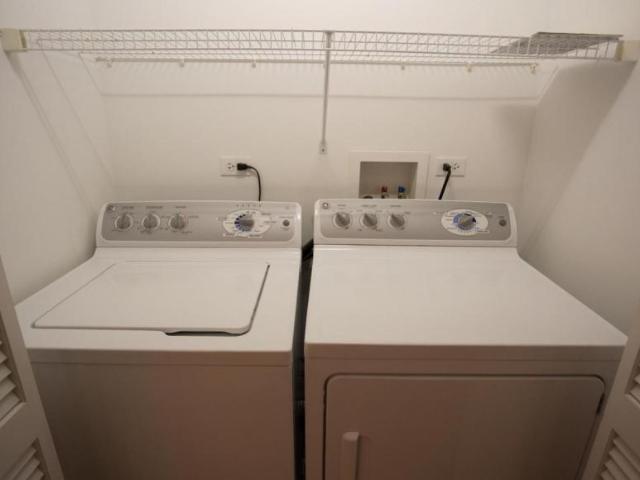 4 bedroom, Chicago IL 60615 LS105563433