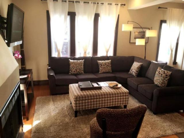 4 bedroom, Chicago IL 60618 105778898