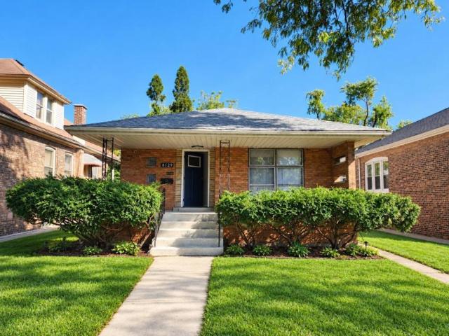4 bedroom, Chicago IL 60619 105900412