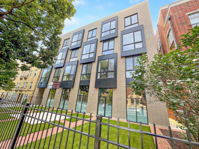 4 bedroom, Chicago IL 60626 105201881
