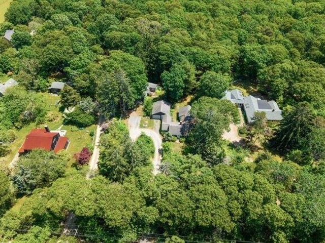 4 bedroom, Chilmark MA 02535 104834296
