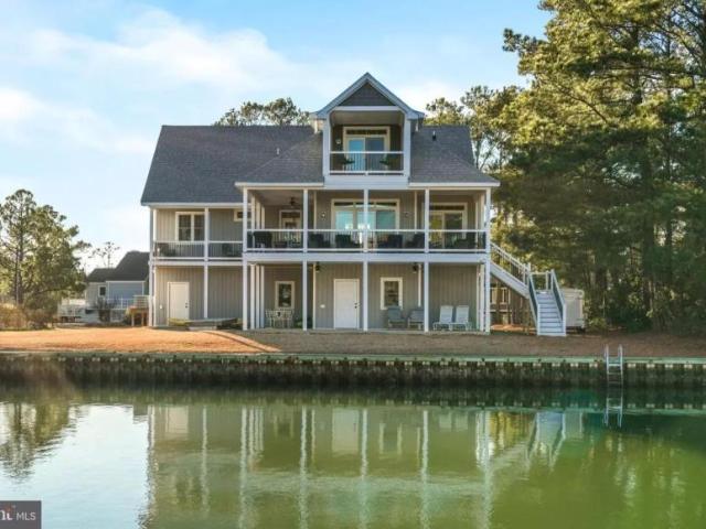 4 bedroom, Chincoteague Island VA 23336 105181144