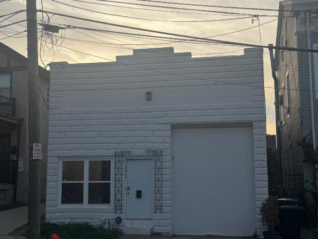 4 bedroom, Cincinnati OH 45219 105778621