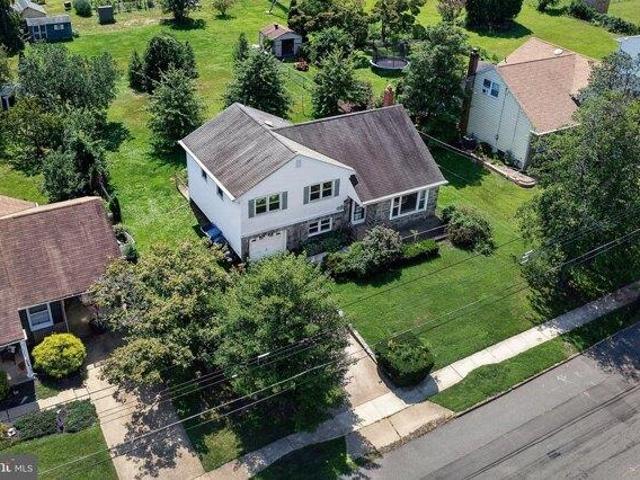 4 bedroom, Cinnaminson NJ 08077 105280016