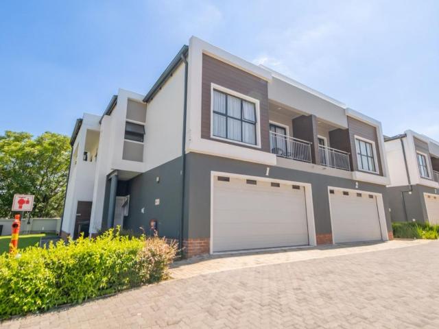 4 Bedroom cluster to rent in Sunninghill, Sandton