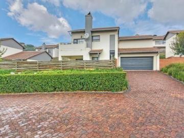 4 Bedroom Cluster in Amorosa