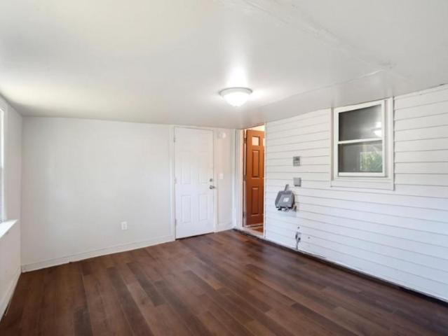 4 bedroom, Cleveland OH 44135 106219468