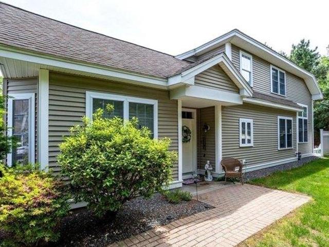 4 bedroom, Clinton MA 01510 104789957