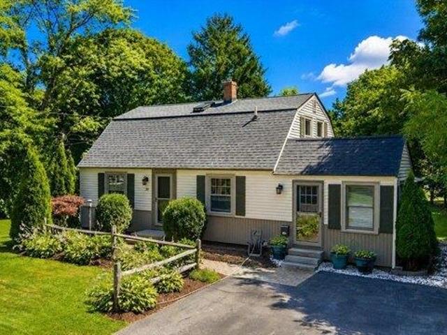 4 bedroom, Clinton MA 01510 105351335