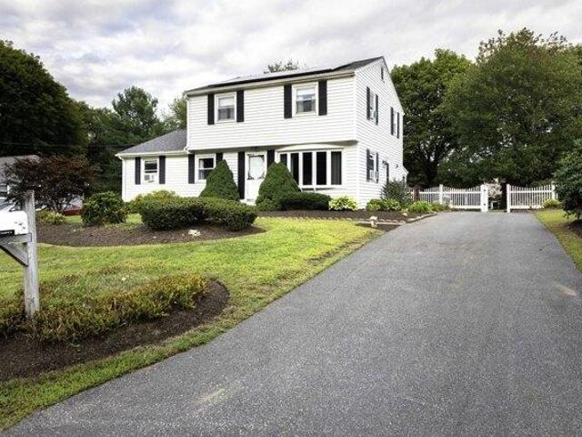 4 bedroom, Cumberland RI 02864 105709949