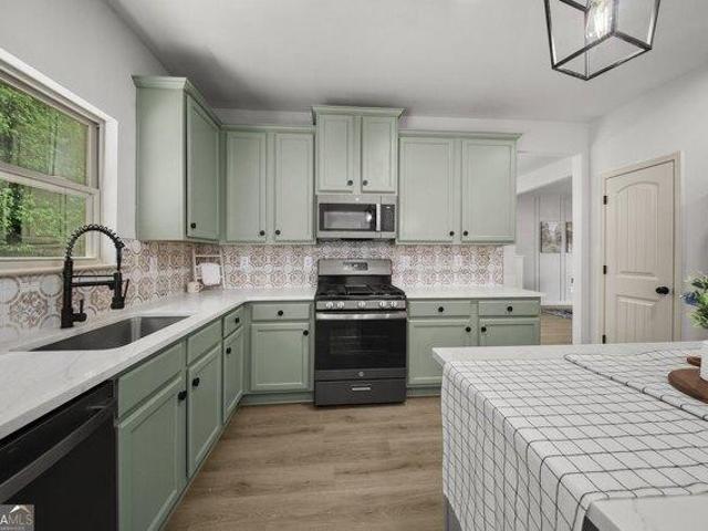 4 bedroom, Cumming GA 30040 104898254