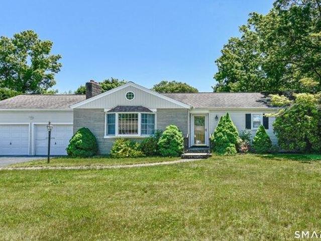 4 bedroom, Ansonia CT 06401 105443170
